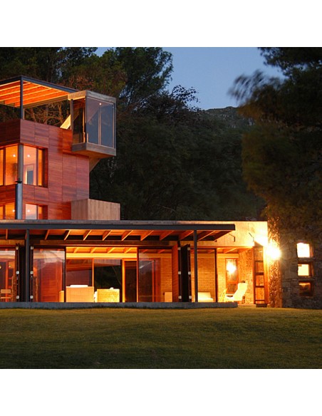 PROYECTOR LED RICHI 150W LUZ DIA 220V IP65 EXTERIOR